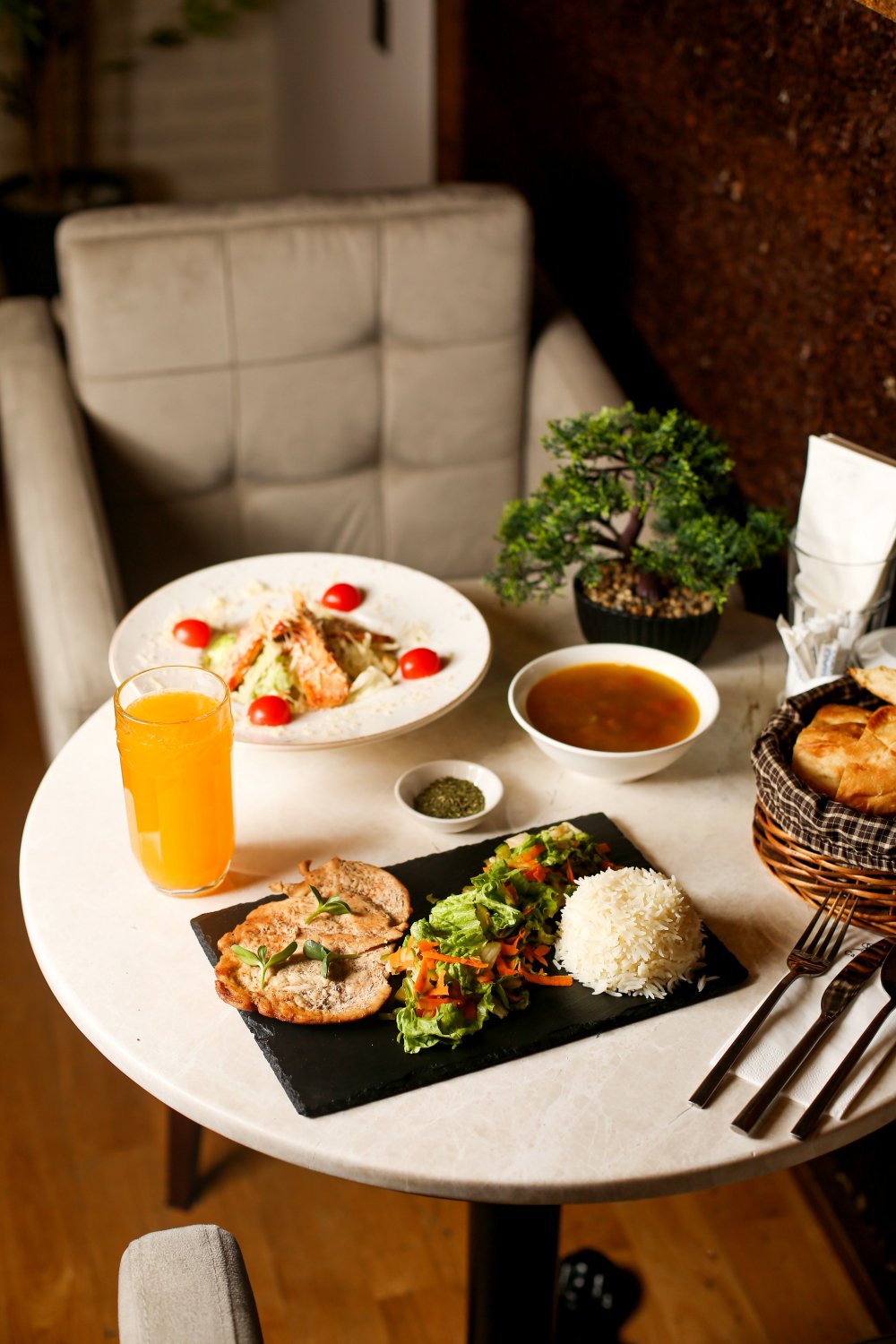 Best Multi Cuisine in Sarnath | Best Restaurant in Sarnath