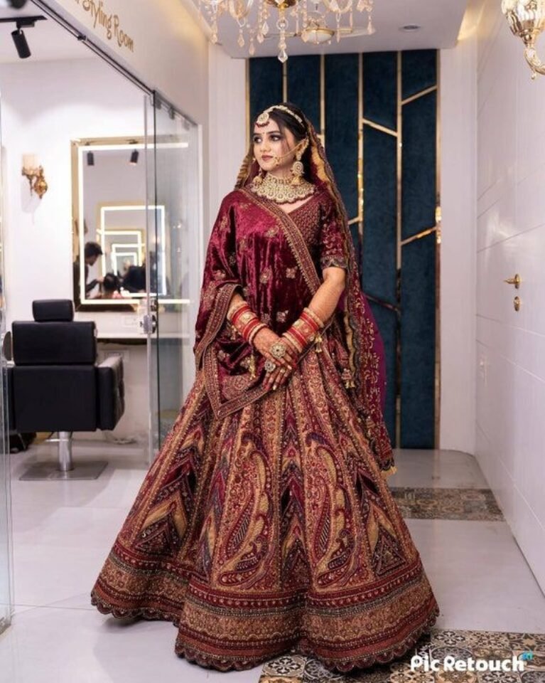 Bridal Lehenga Shop in Varanasi  |  Bridal Lehenga in Varanasi