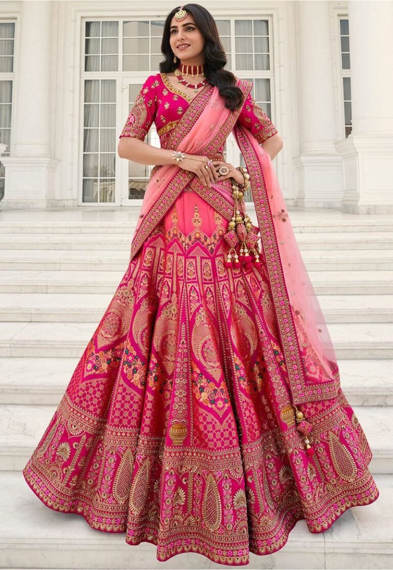 Designer Lehenga Showroom in Varanasi | Shri Banaras Swarn Kala Kendra