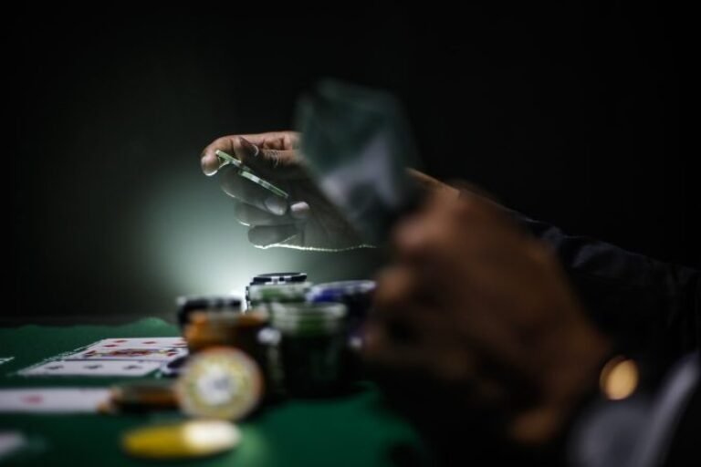 Poker Training Program Strategies That Help You Play Smarter