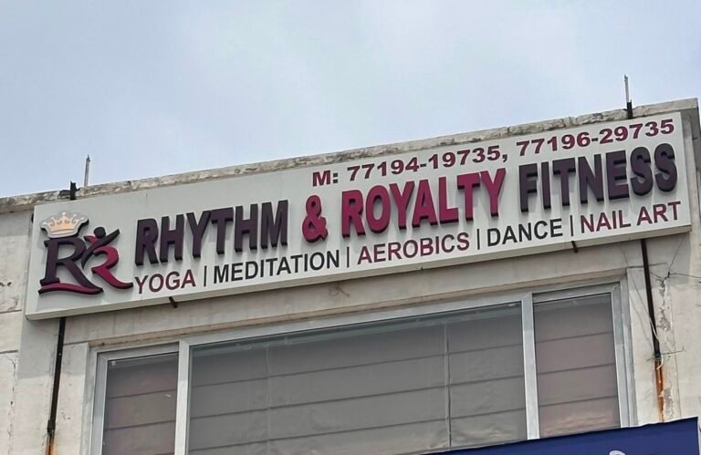 How Rhythm & Royalty Fitness Makes Dance Classes in Zirakpur Fun for Every Age Group