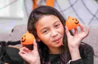 The Best and Worst Halloween Treats for Your Teeth