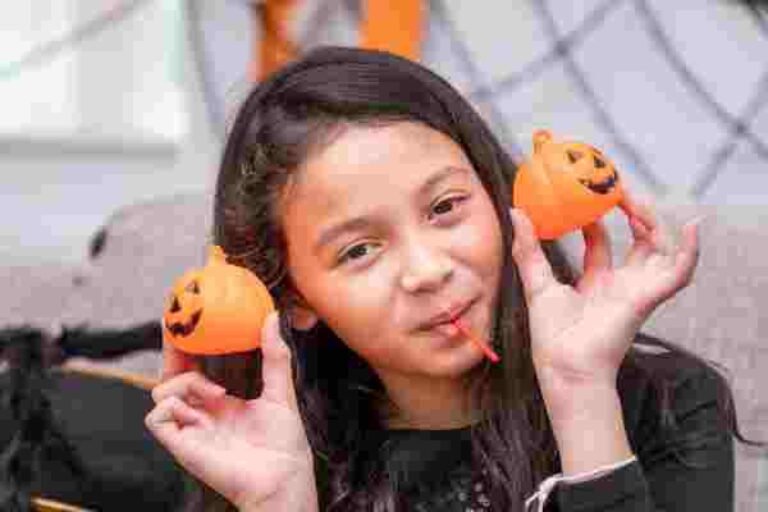 The Best and Worst Halloween Treats for Your Teeth
